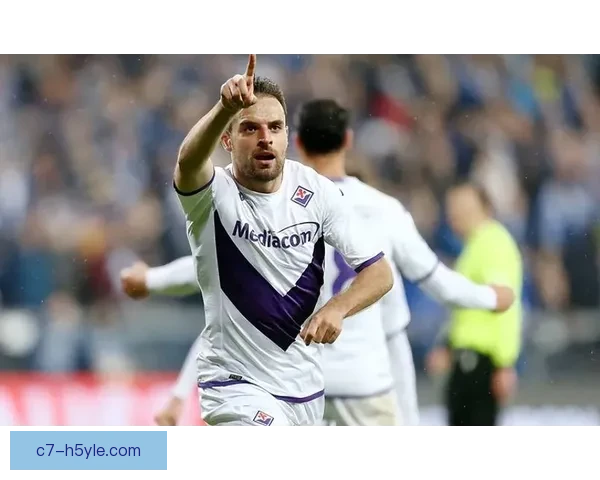 紫百合三杰闪耀科莫评选最佳球员